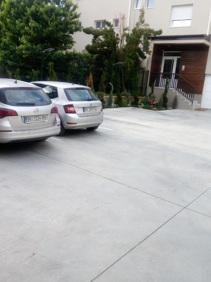 Apartman "Noa" Sremska Mitrovica Ngoại thất bức ảnh